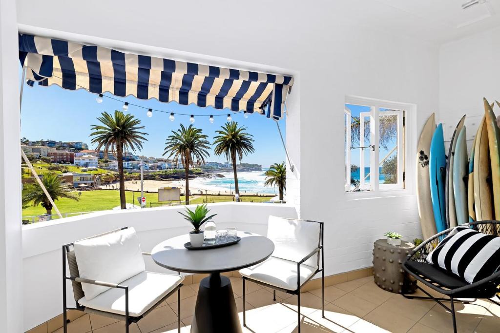 Bronte Apartment | Absolute Seafront Bronte