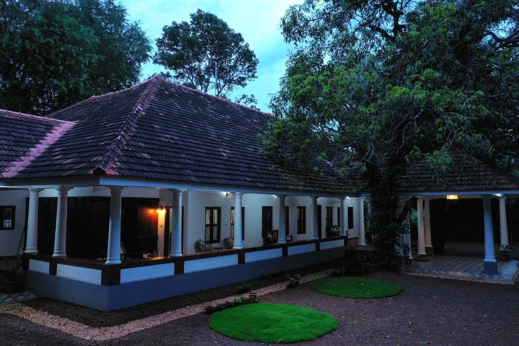 Pallam House | Achadipura Homestay