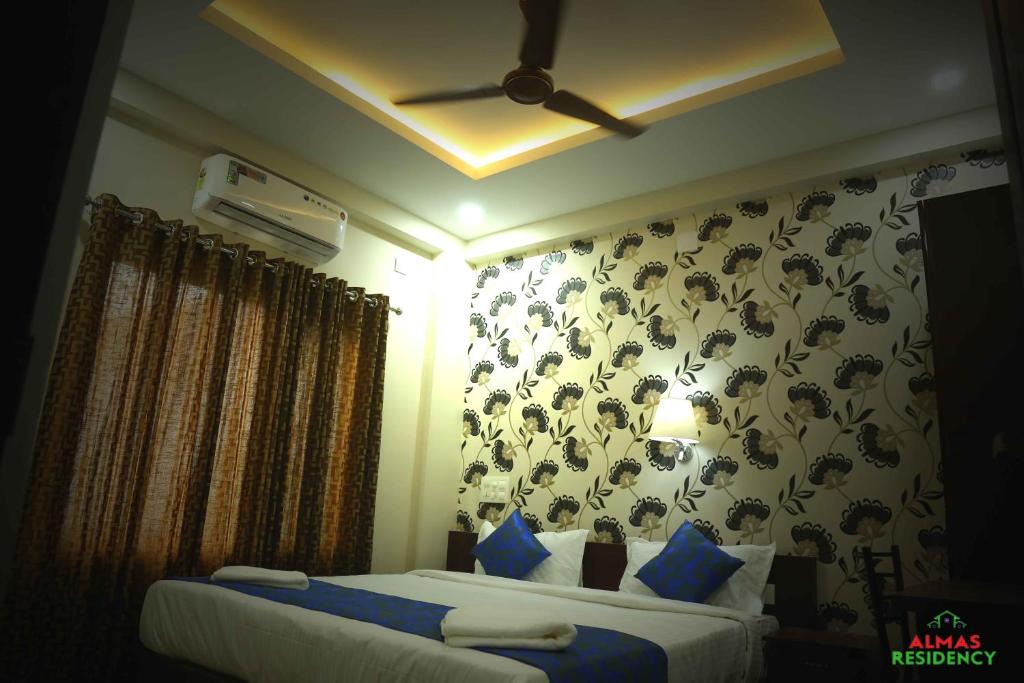 Kaloor Hotel | Almas Residency