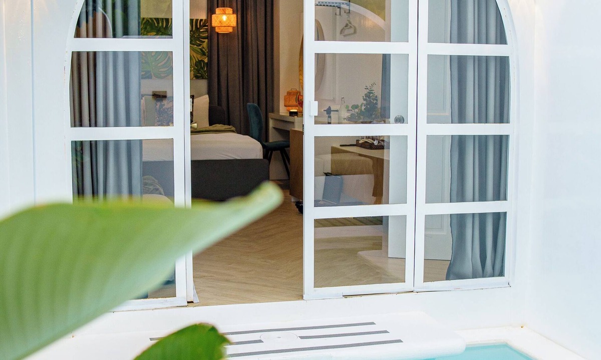 Catangnan Hotel | Amanzohi Siargao