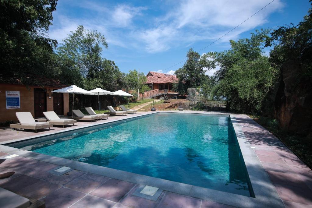 Thiruvananthapuram Resort | AMARA AYURVEDA RETREAT- Overlooking Evergreen Western Ghats an ecologically sustainable living space in Kovalam