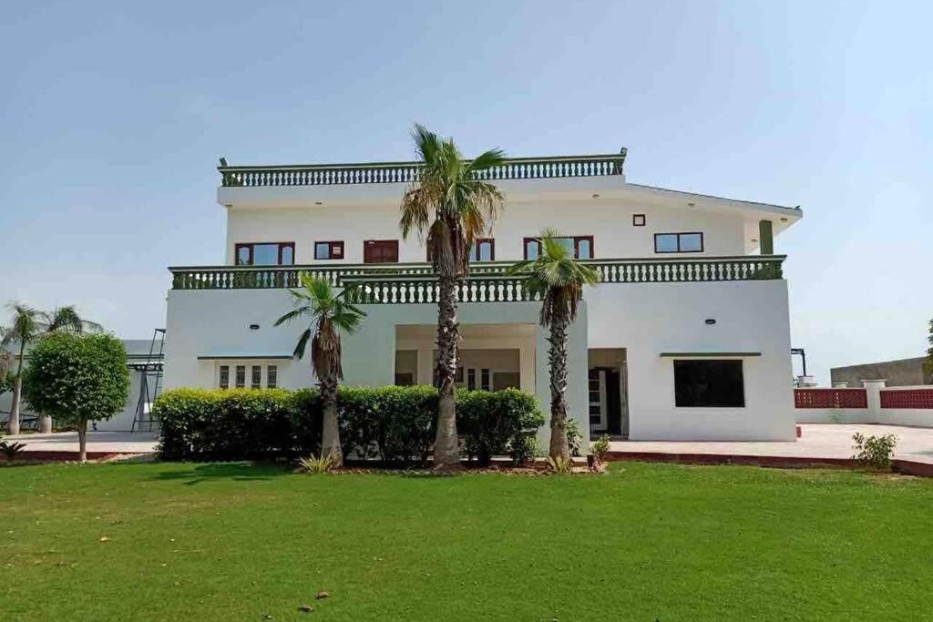 Dabwali House | AMG FARMS
