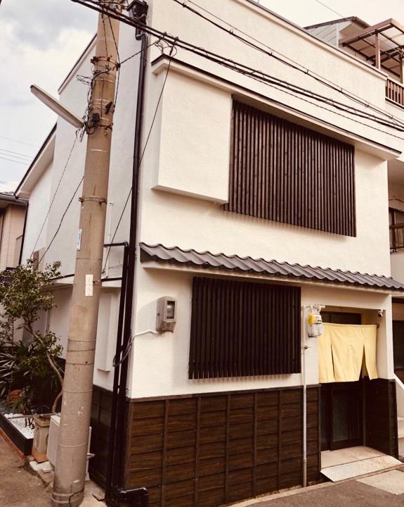 Higashi-osaka Apartment | Art House
