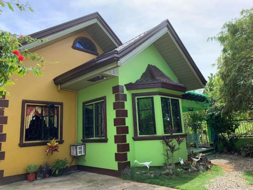 Guiuan House | B2 Guest House and Events Place