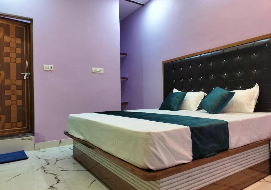 Karchana Hotel | Bhai ji hotel