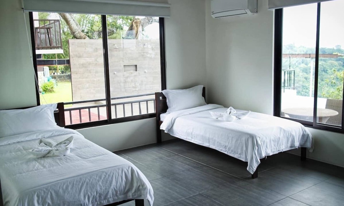 Orani Hotel | Bituin sa Tala