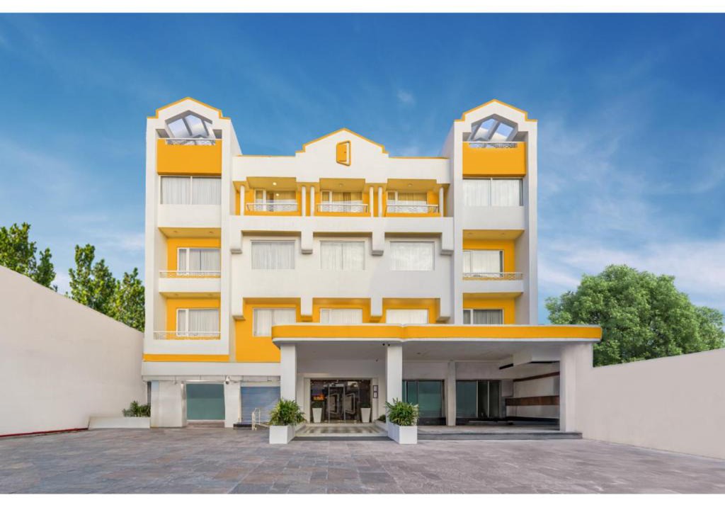 Katra Hotel | Bloom Hotel - Katra