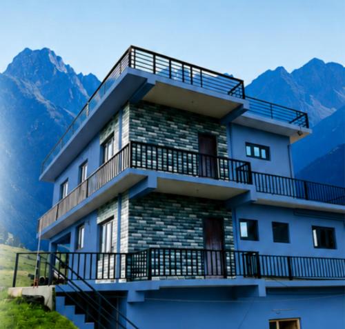 West Mere Apartment | Blue Mountain Bliss