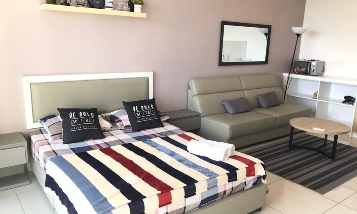 Bangi Sentral Apartment | *BRAND NEW* EVO SUITES CAN SELF IN (WiFi)