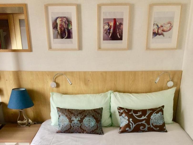 Kuala Lumpur House | Budget Double Room in Suria Kipark Damansara Apt