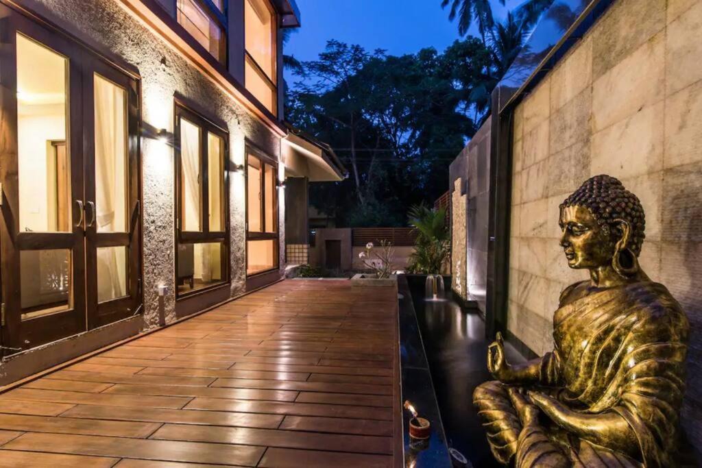 Gauravaddo Villa | Budh Vilas - A modern 4 bedoom villa with a pool