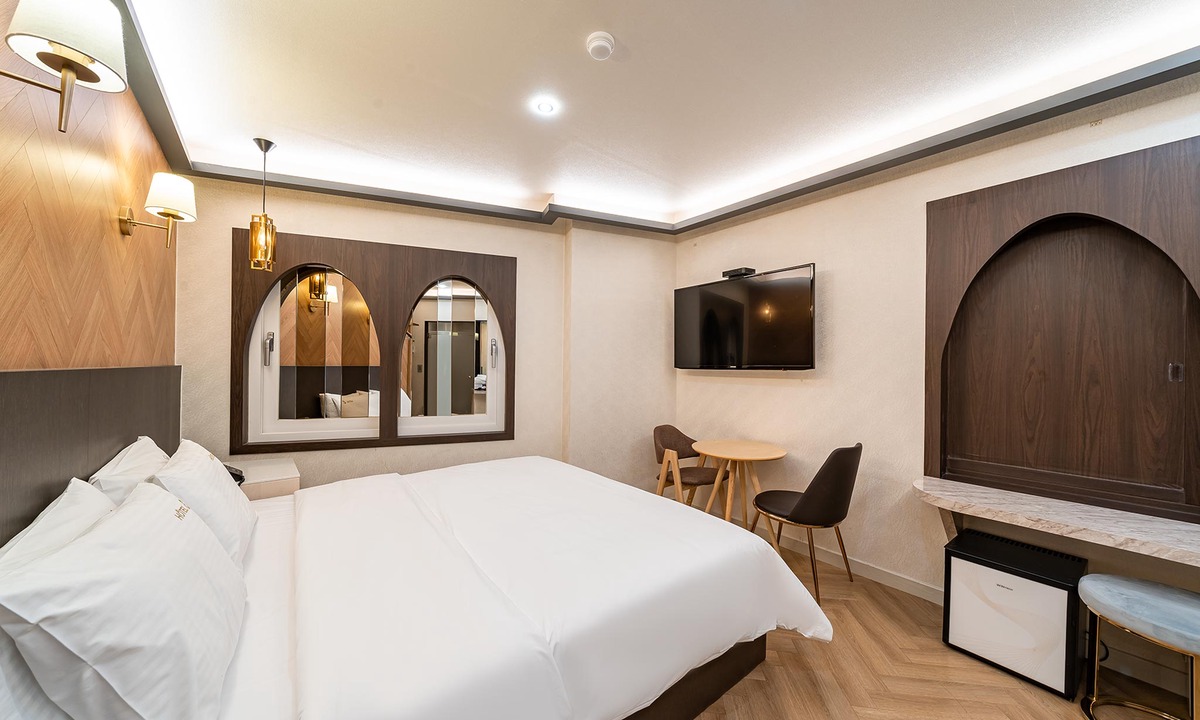Saha Hotel | Busan Hadan E