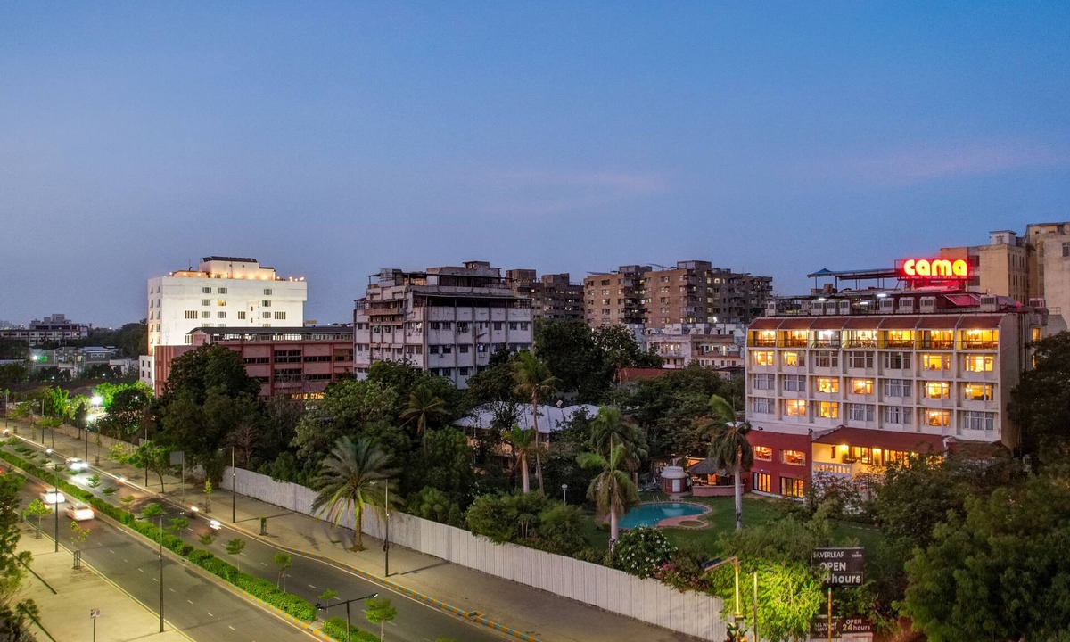 Ahmedabad City Centre Hotel | Cama Hotel