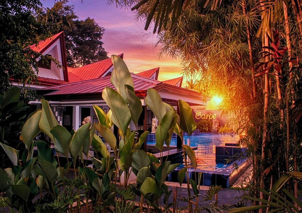 Puerto Princesa City Centre Hotel | Carpe Diem Villas & Resort