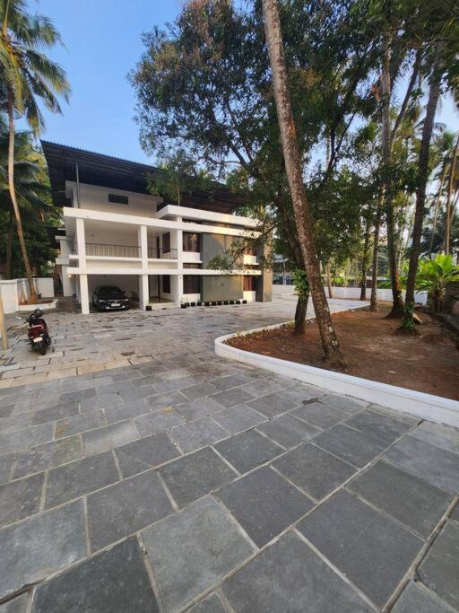 Kozhikode Villa | Casa Bachmal