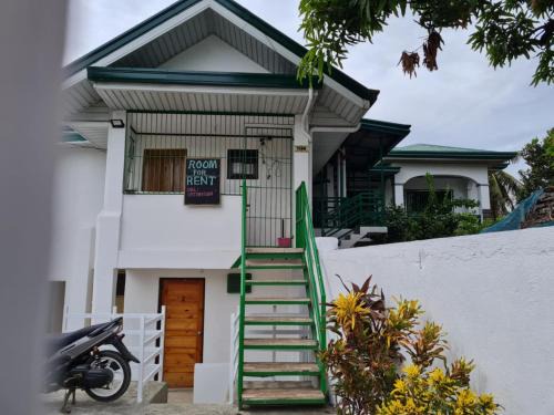 Lupao House | Casa Esmeralda