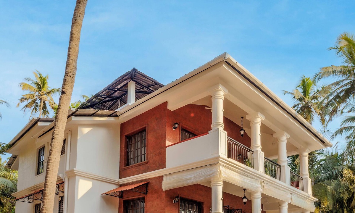 Arpora Villa | Casa Hibiscus 2bhk with Pvt. Garden & Pet-Friendly!