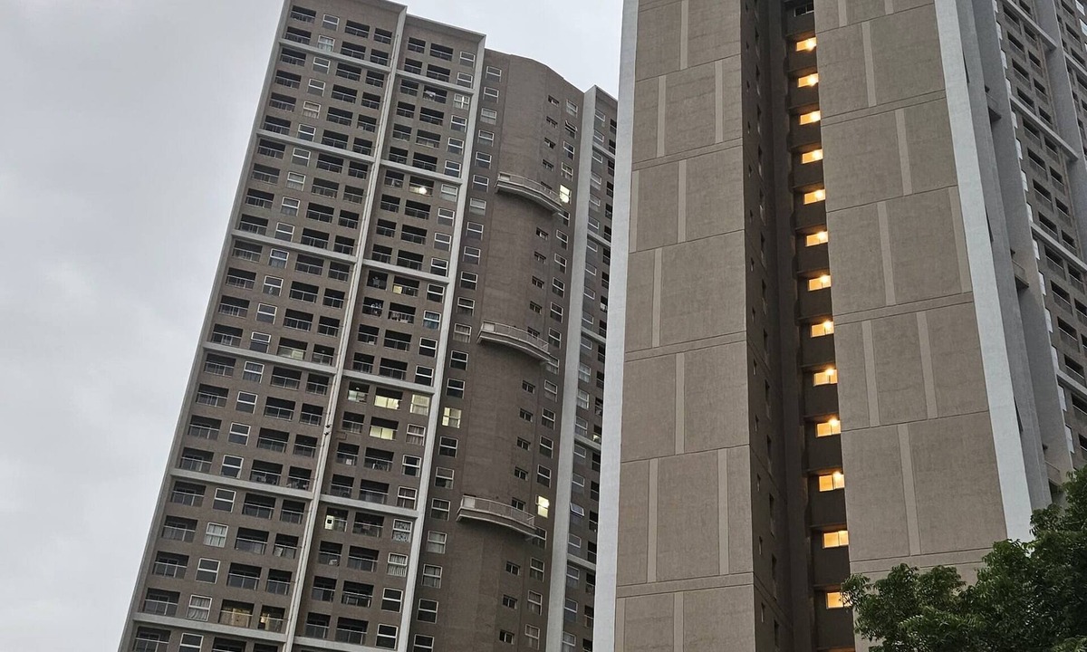 Gandhinagar Apartment | Chic 2-bedroom apartment with fitness room and AC in marvelous GIFT CITY.