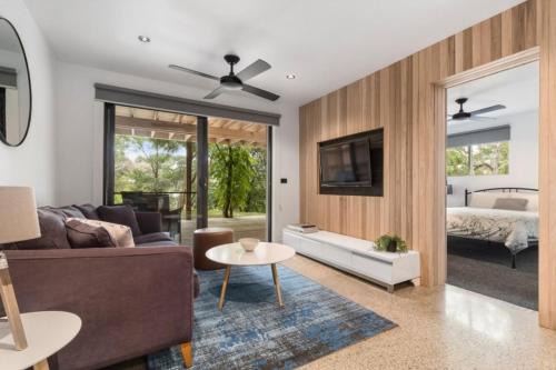 Rye Apartment | Chic Beach Studio