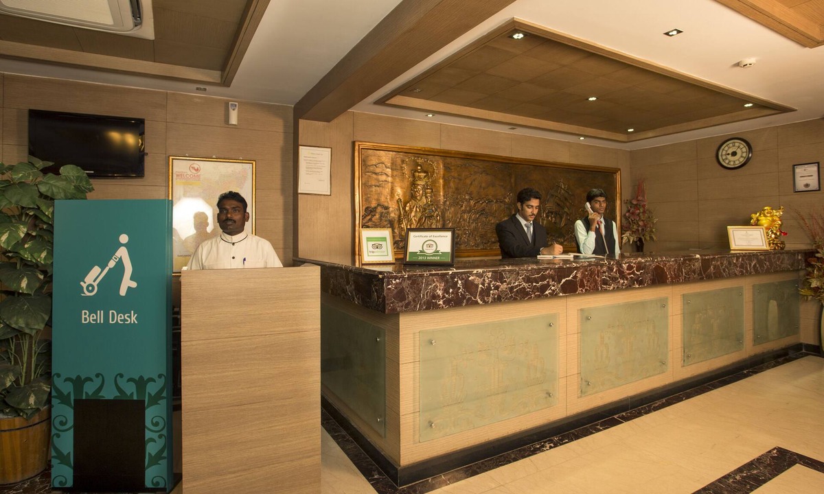 Velankanni Hotel | Clinton Park Inn