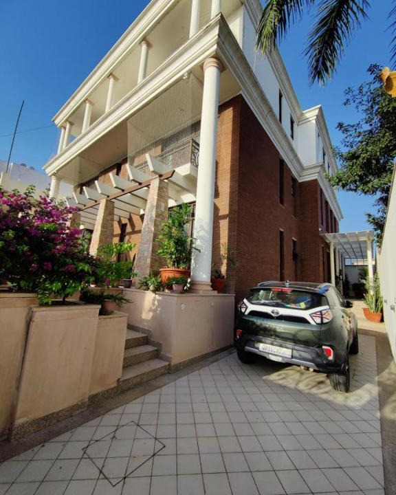 Vidhyadhar Nagar Apartment | Colonel's Abbey