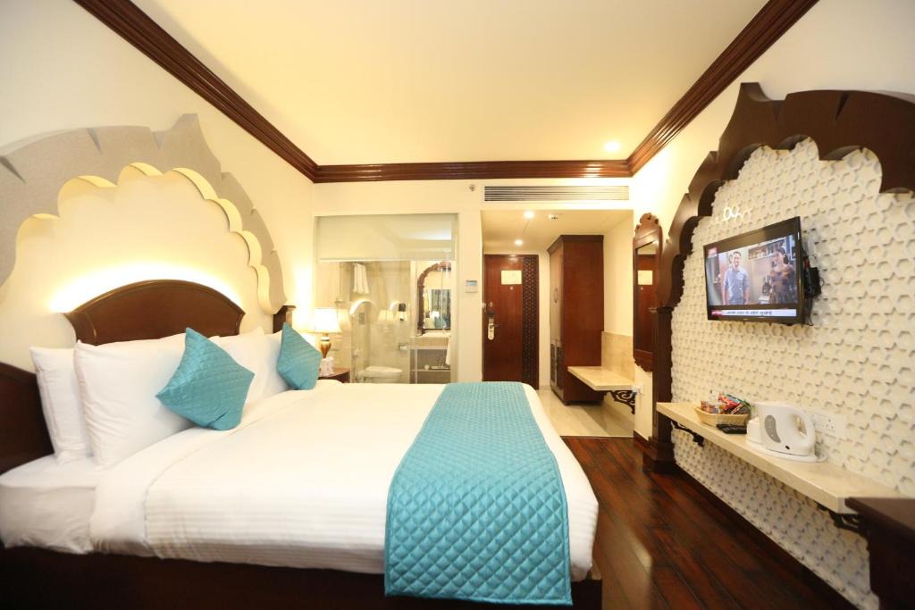 Pink City Hotel | Comfort Inn Sapphire - A Inde Hotel