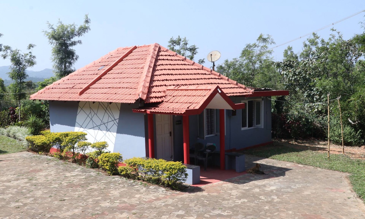 Madikeri Cottage | Cottage stay on a hill, Nature stay, Mountains calling!