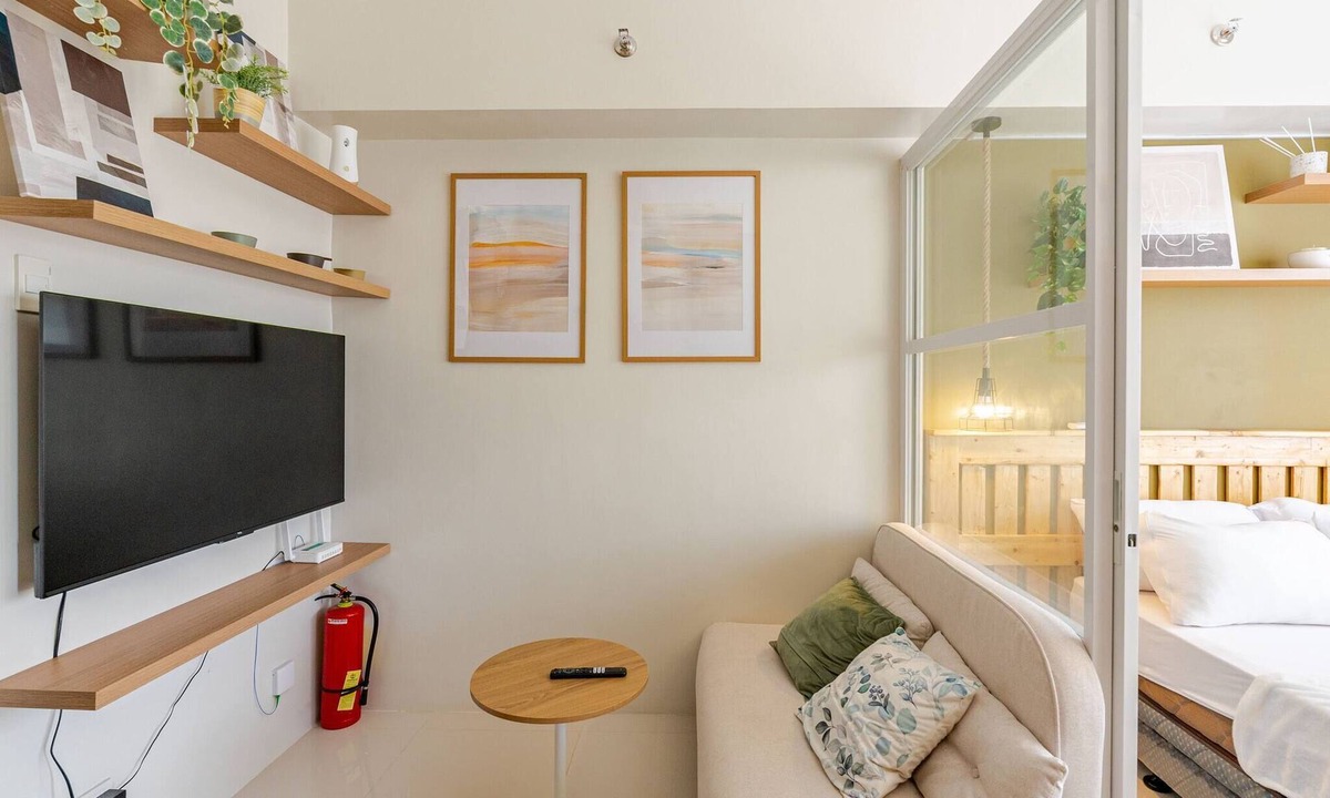 Basak Condo | Cozy and Nature-Inspired Studio Unit