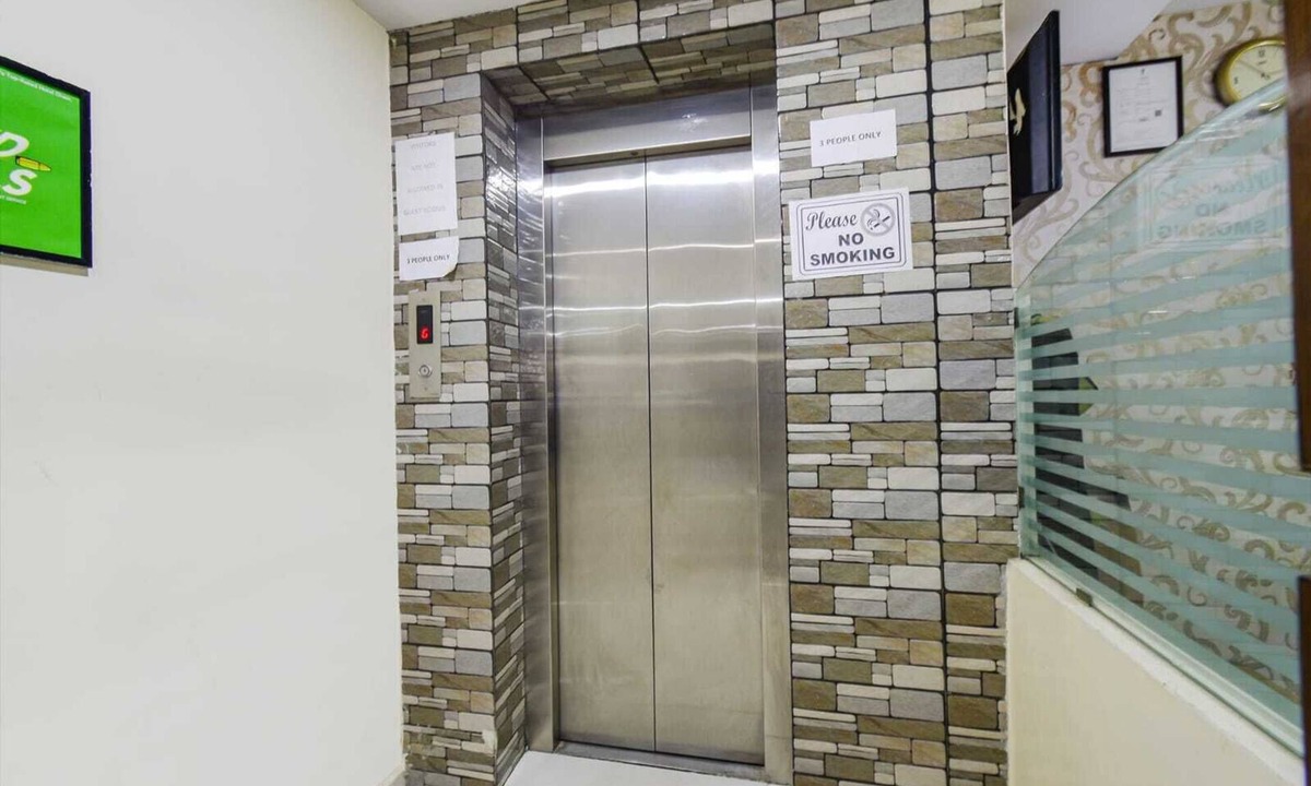 HITEC City Hotel | Cozy hotel in awesome Hyderabad with WiFi, AC