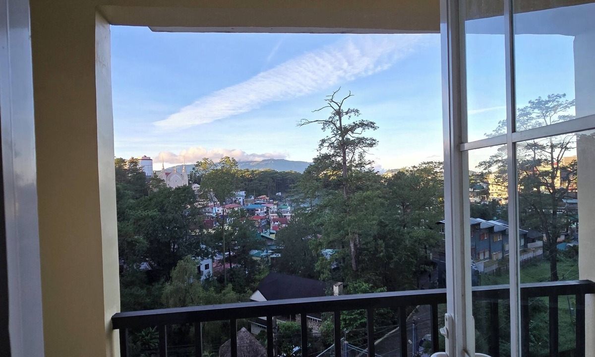Baguio Apartment | Cozy studio in Baguio located in the middle of the city's tourist spots!