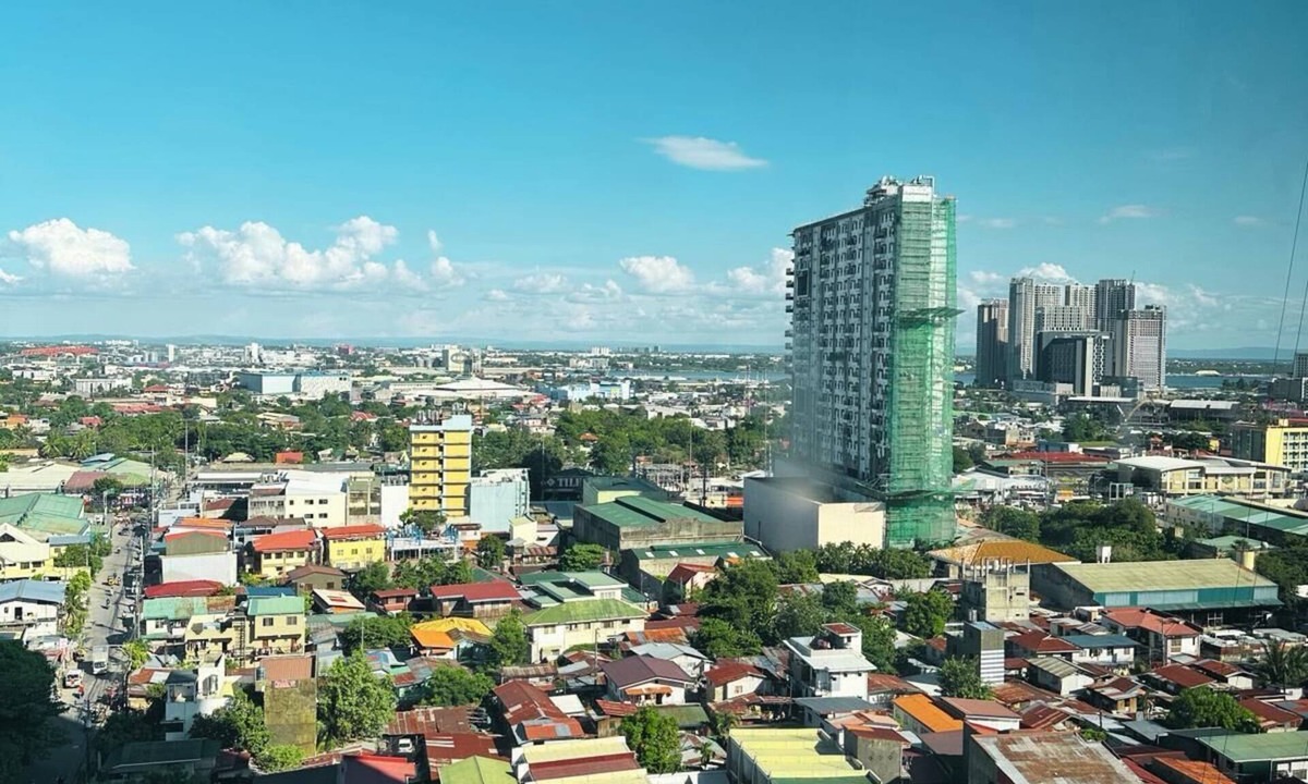 Bakilid Apartment | Cozy studio in J Tower Residence SM JMall Mandaue