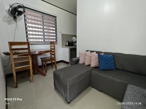 Capas Apartment | CristoRey Capas Tarlac GuestHaws R205