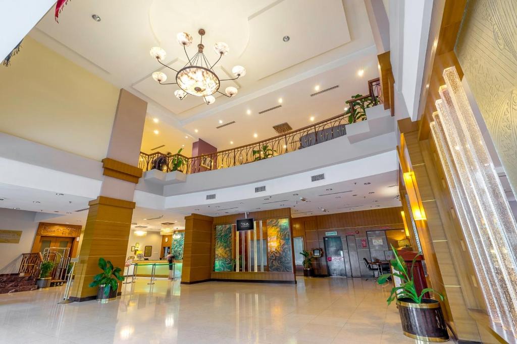 Kampung Bangkong Hotel | Crystal Crown Hotel Kuala Lumpur