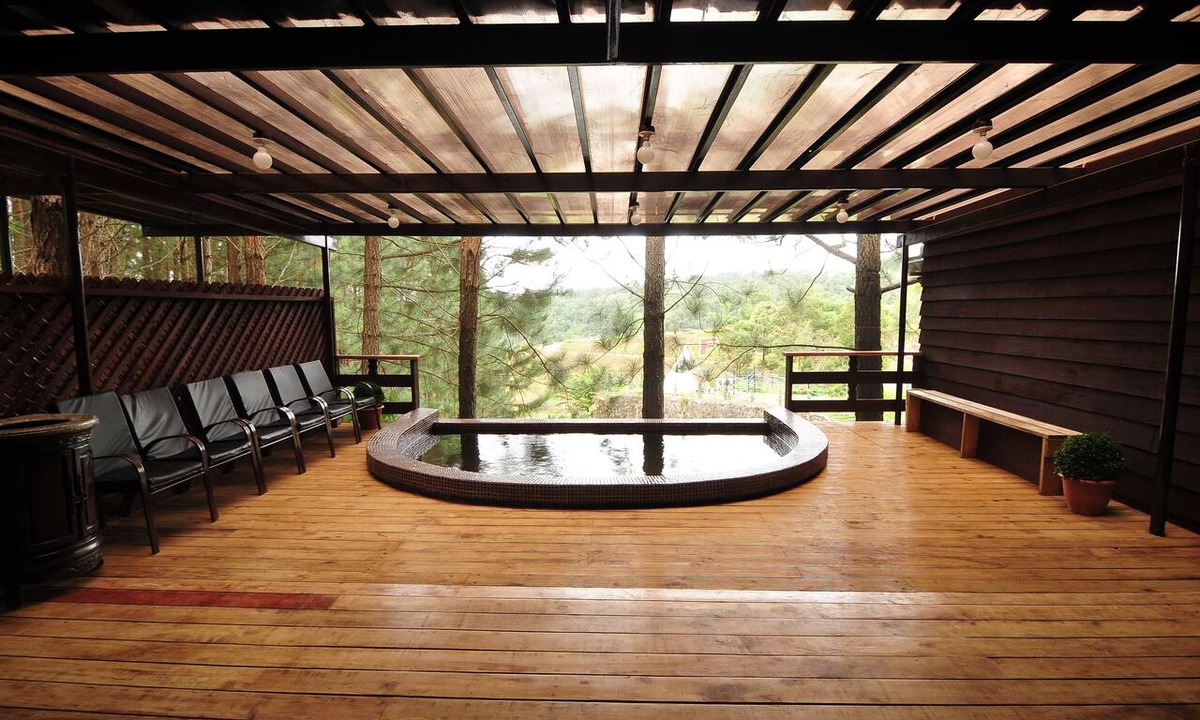 Burgos Resort | Dahilayan Forest Park Resort
