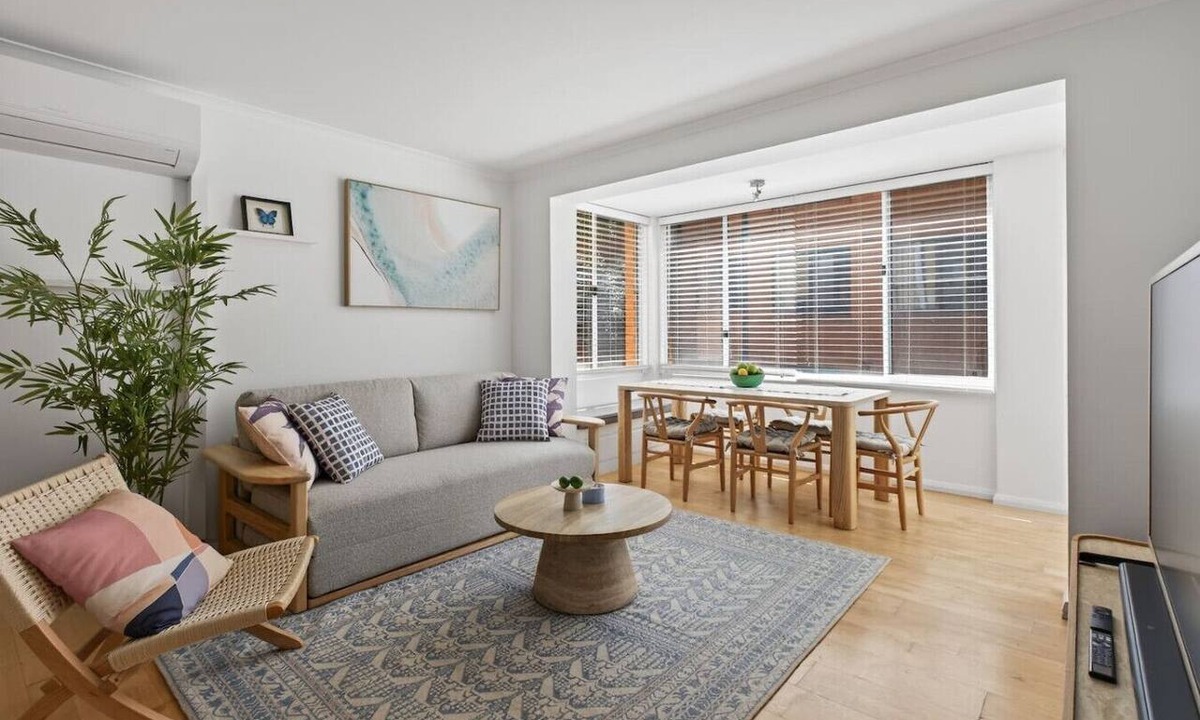 Dee Why Apartment | Dee Why Beachside 2BR with AC | 3min Walk to Beach