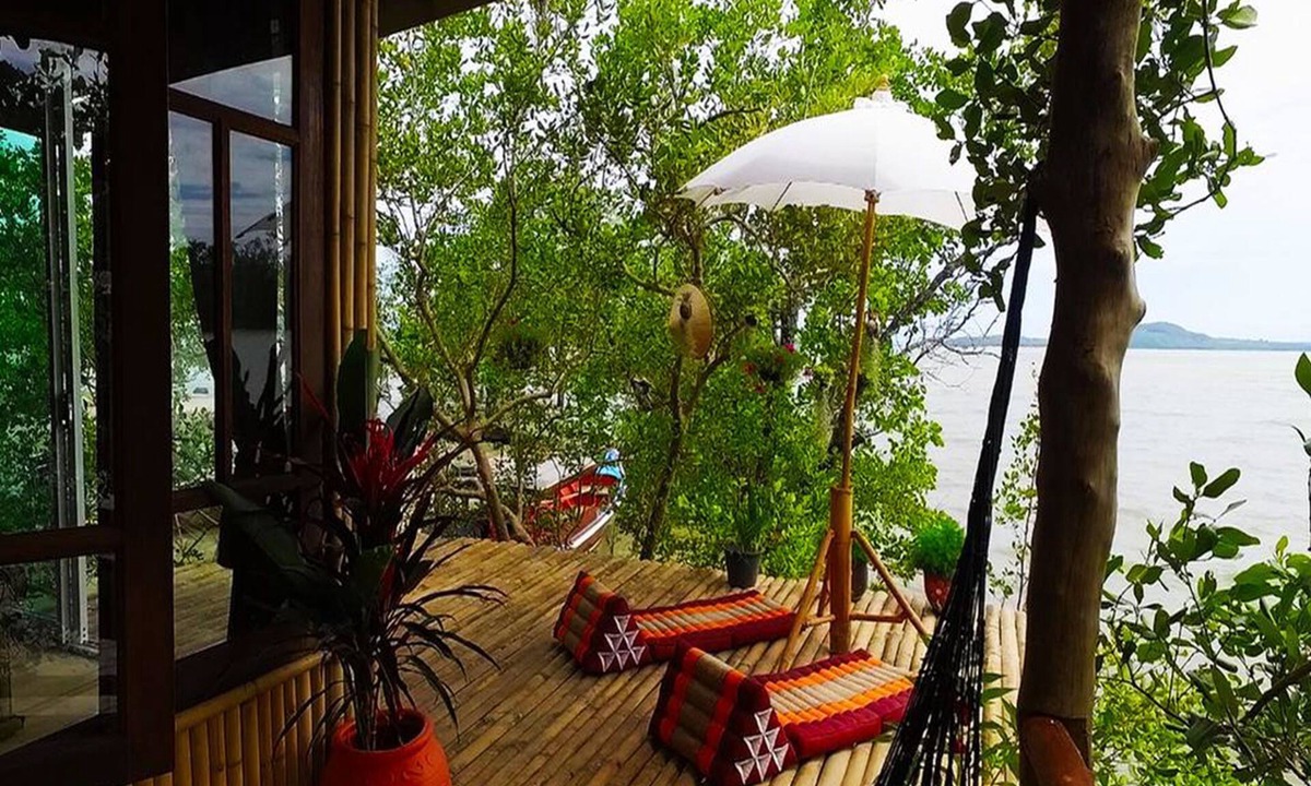 Ko Lanta Old Town House | Deep House Seaview