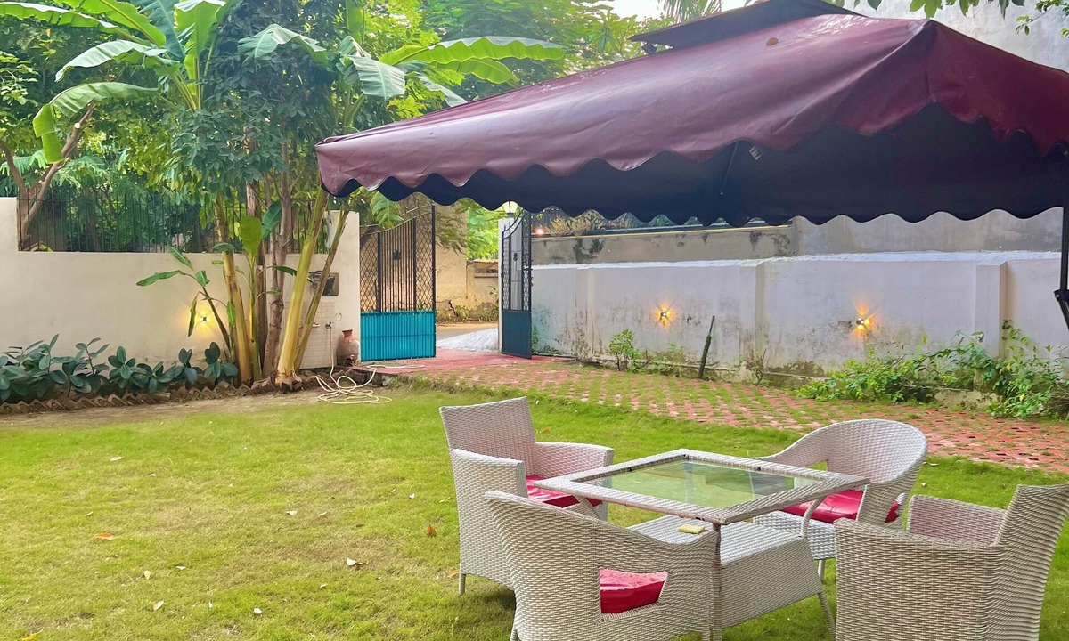 Greater Noida Villa | Devmad Homestay cozy villa nTranquil 2-bedroom villa in Greater Noida with AC