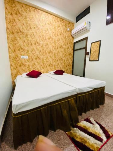 Varanasi House | Dhanwantri Niwas
