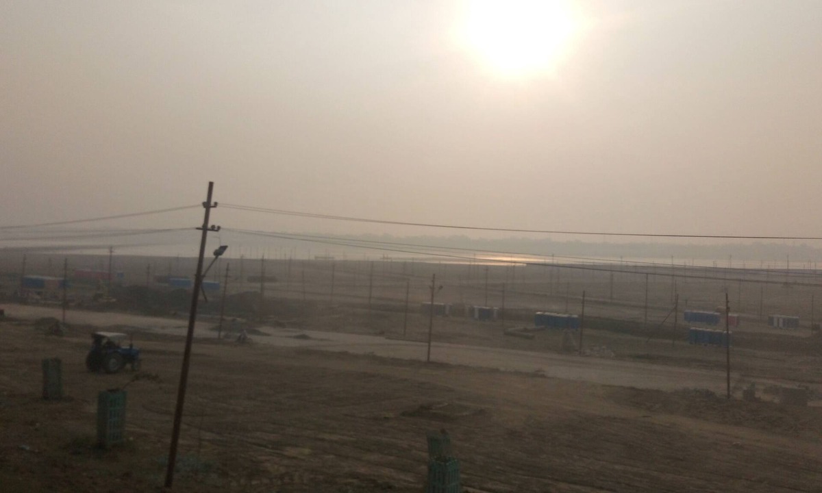 Jhusi House | Divine Riverside Retreat: Rooms with Ganga Views