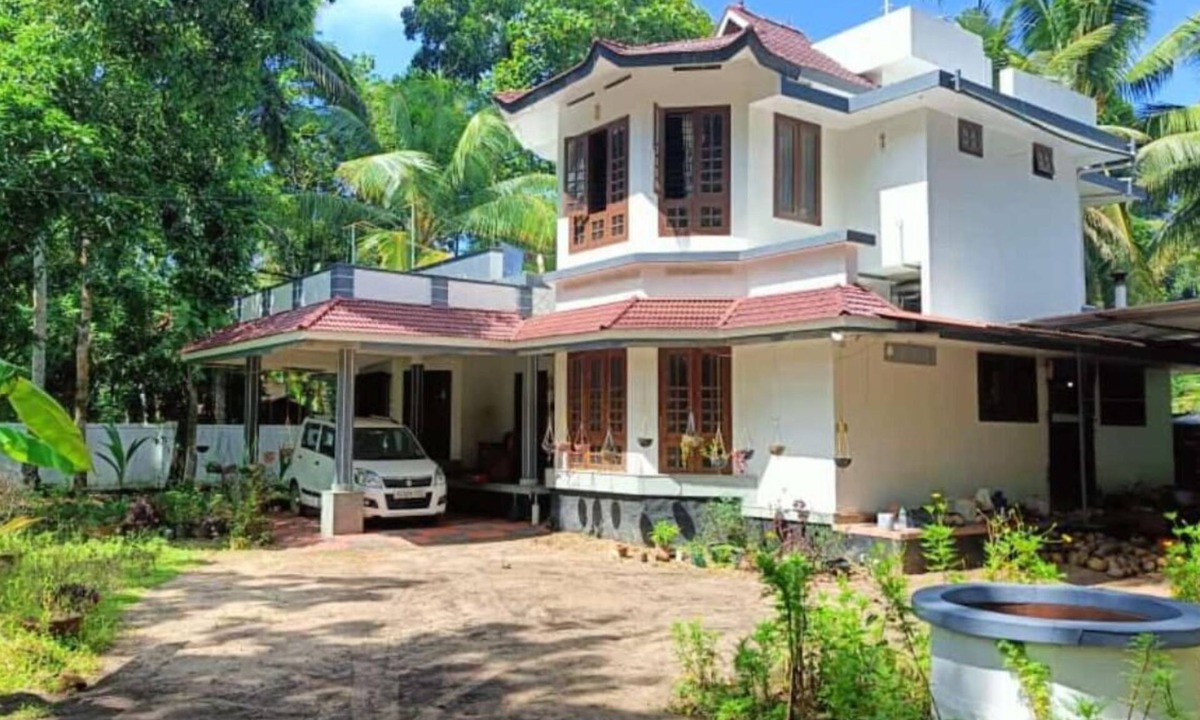 Pattanakkad House | Double room #1 @PEACE HOME STAY
