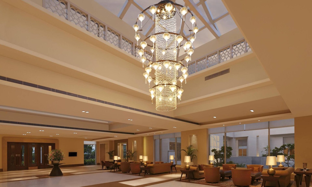Basai Hotel | DoubleTree by Hilton Agra