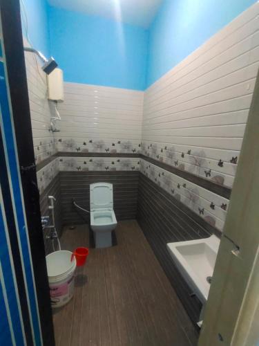 Peralam Hotel | Durai Ac rooms