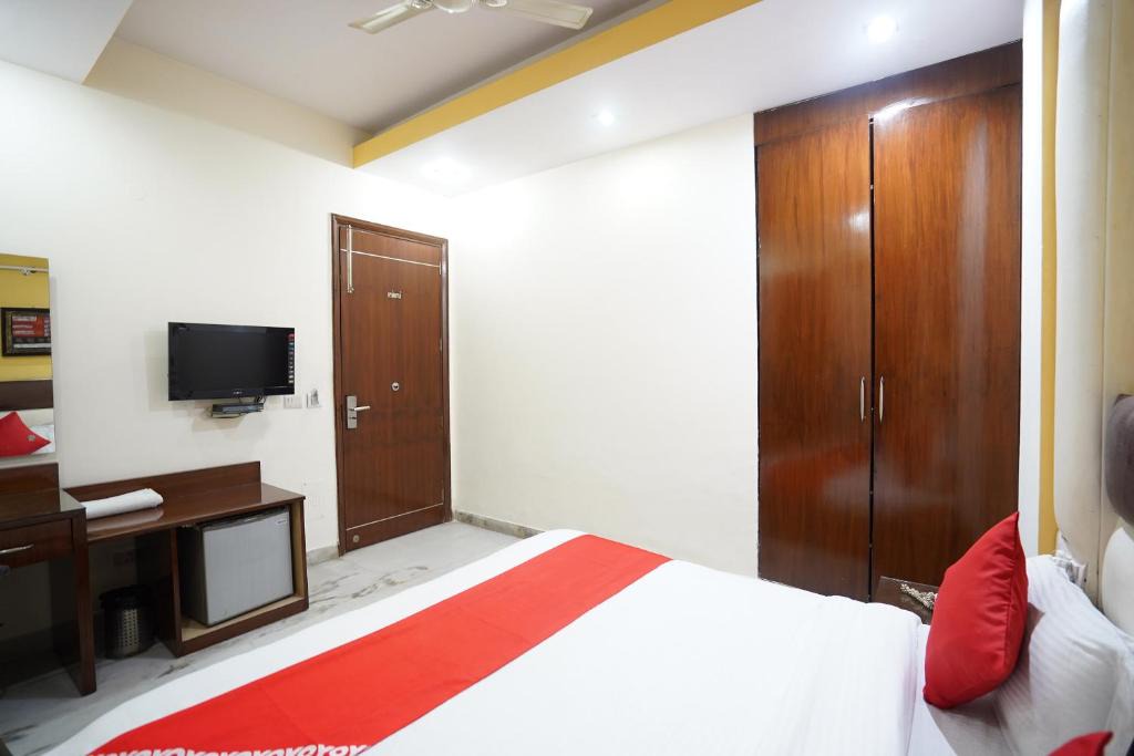 Patel Nagar Hotel | East Inn