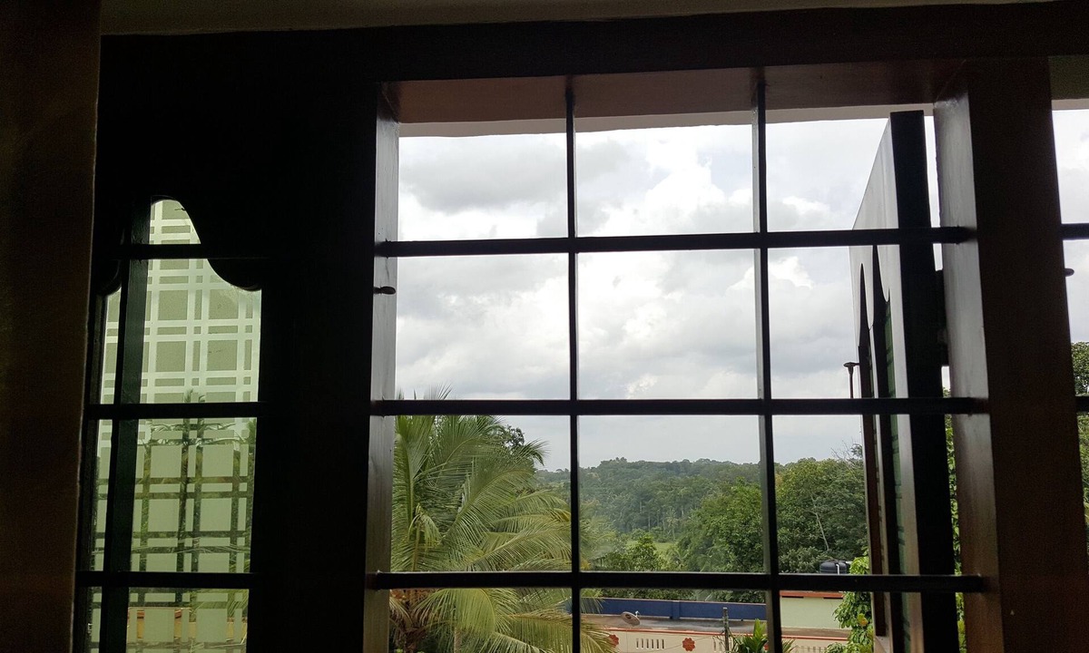 Tiruvalla House | East Top Villa Fully Furnished 4BHK in Thiruvalla