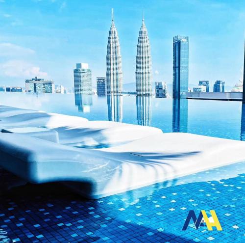 Golden Triangle Apartment | EatonResidences KLCC by MAH