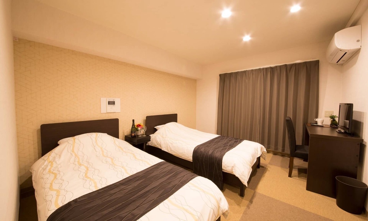 Uehonmachi Hotel | Economy Twin Room/Osaka city Ōsaka