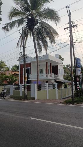 Perumbaikad Apartment | Edayan's Home