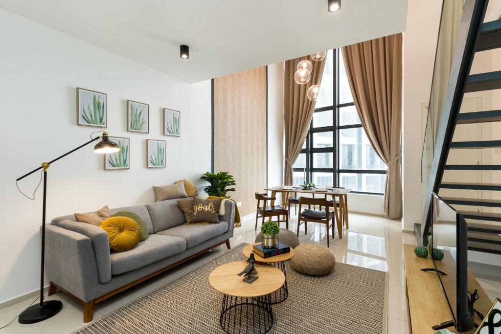 Taman Mutiara Apartment | Eko Cheras Premium Suite