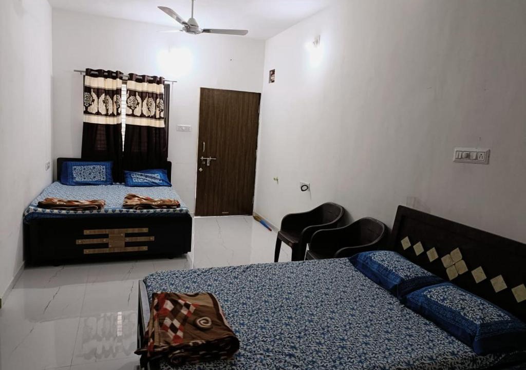 Rajpipla House | Ekta Homestay