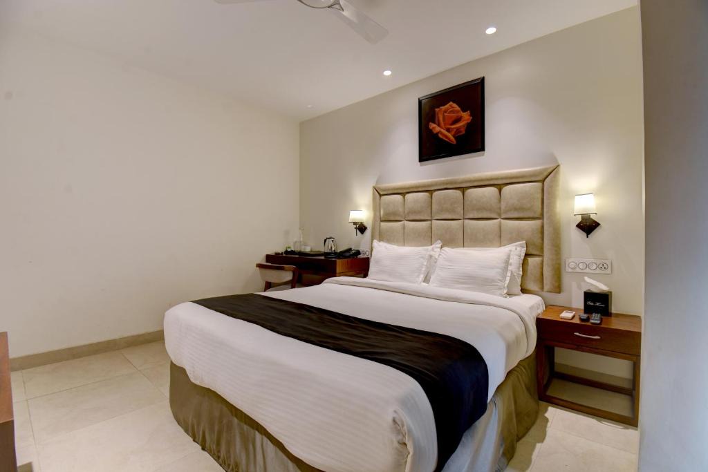 Cidco Hotel | Elite Homes